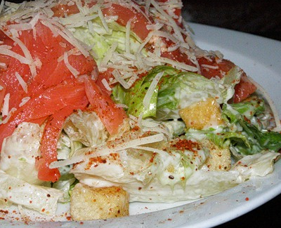 Вкусный салат с красной рыбой - рецепты к праздничному столу